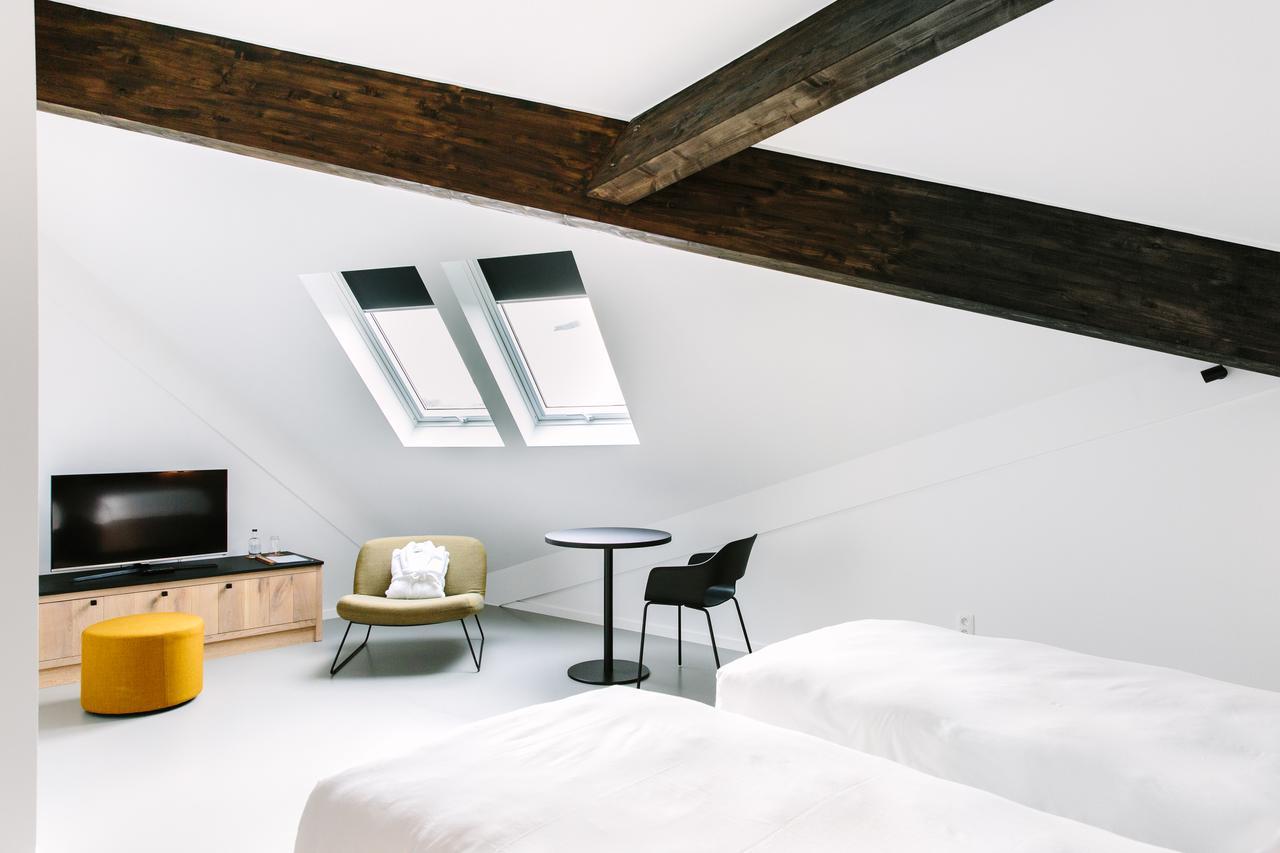 Hotel Trust